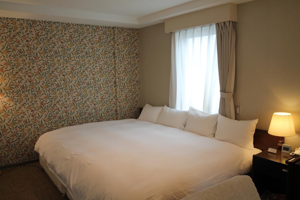 Shizunai Eclipse Hotel Shinhidaka Bagian luar foto