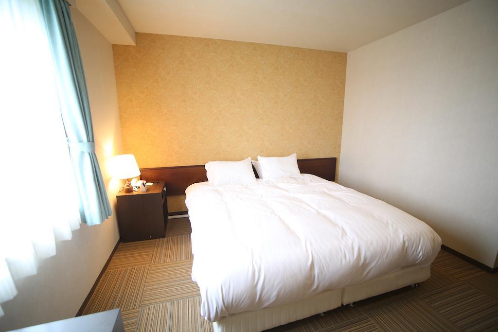 Shizunai Eclipse Hotel Shinhidaka Bagian luar foto